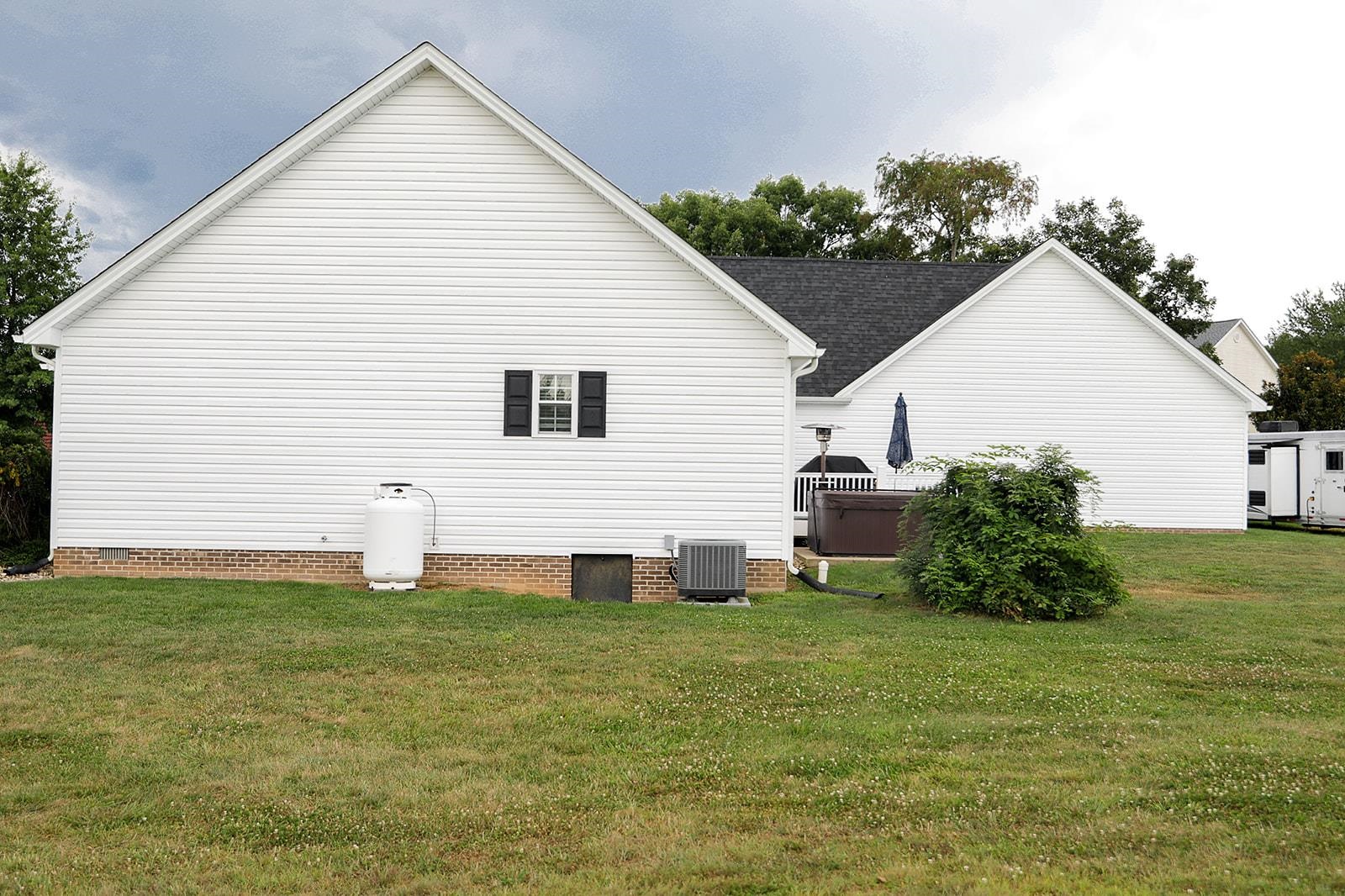 194 KIDDSVILLE RD, FISHERSVILLE, Virginia 22939, 4 Bedrooms Bedrooms, ,2 BathroomsBathrooms,Residential,194 KIDDSVILLE RD,667970 MLS # 667970