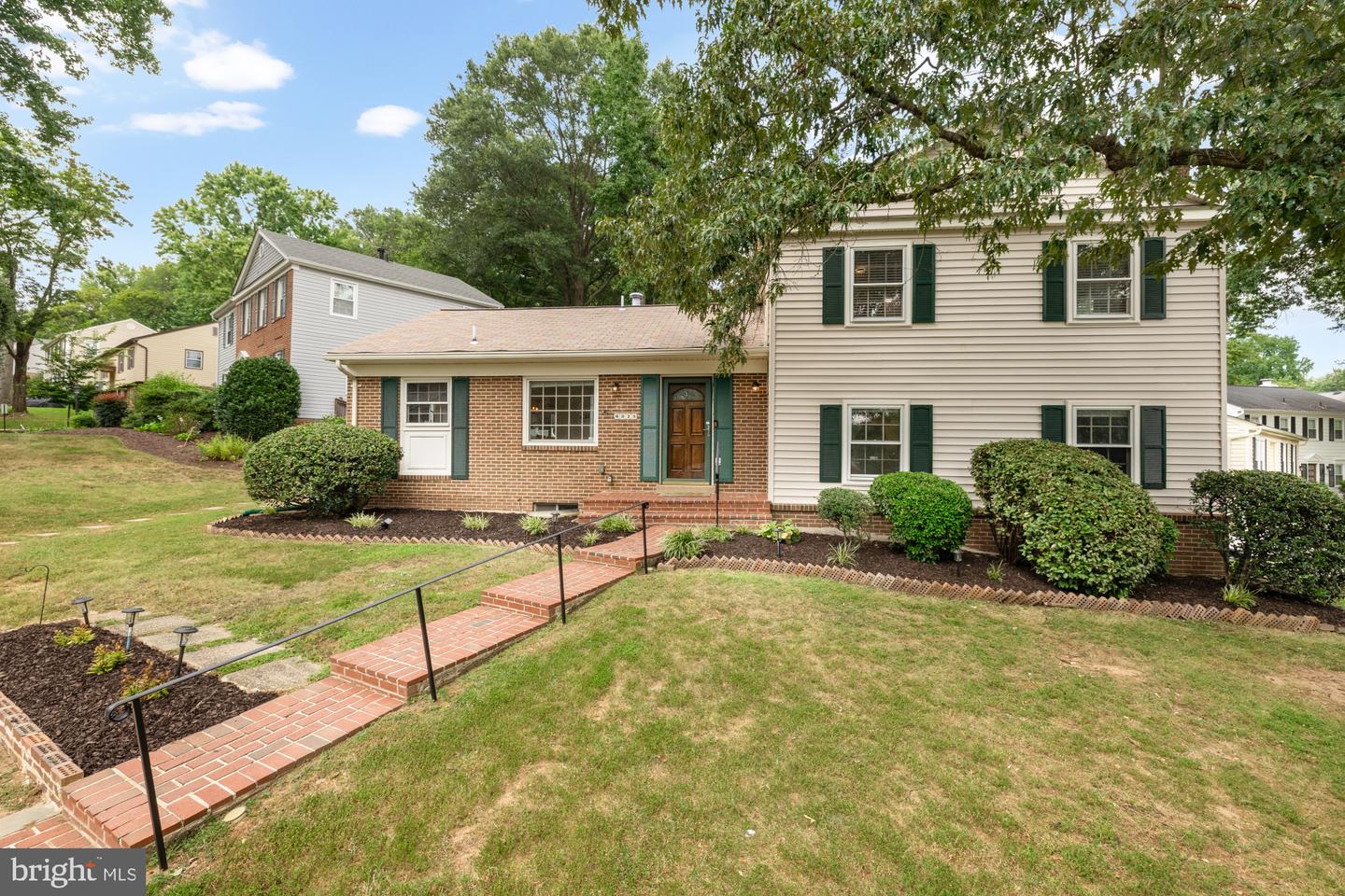 6825 STONEYBROOKE LN, ALEXANDRIA, Virginia 22306, 4 Bedrooms Bedrooms, ,3 BathroomsBathrooms,Residential,For sale,6825 STONEYBROOKE LN,VAFX2261840 MLS # VAFX2261840