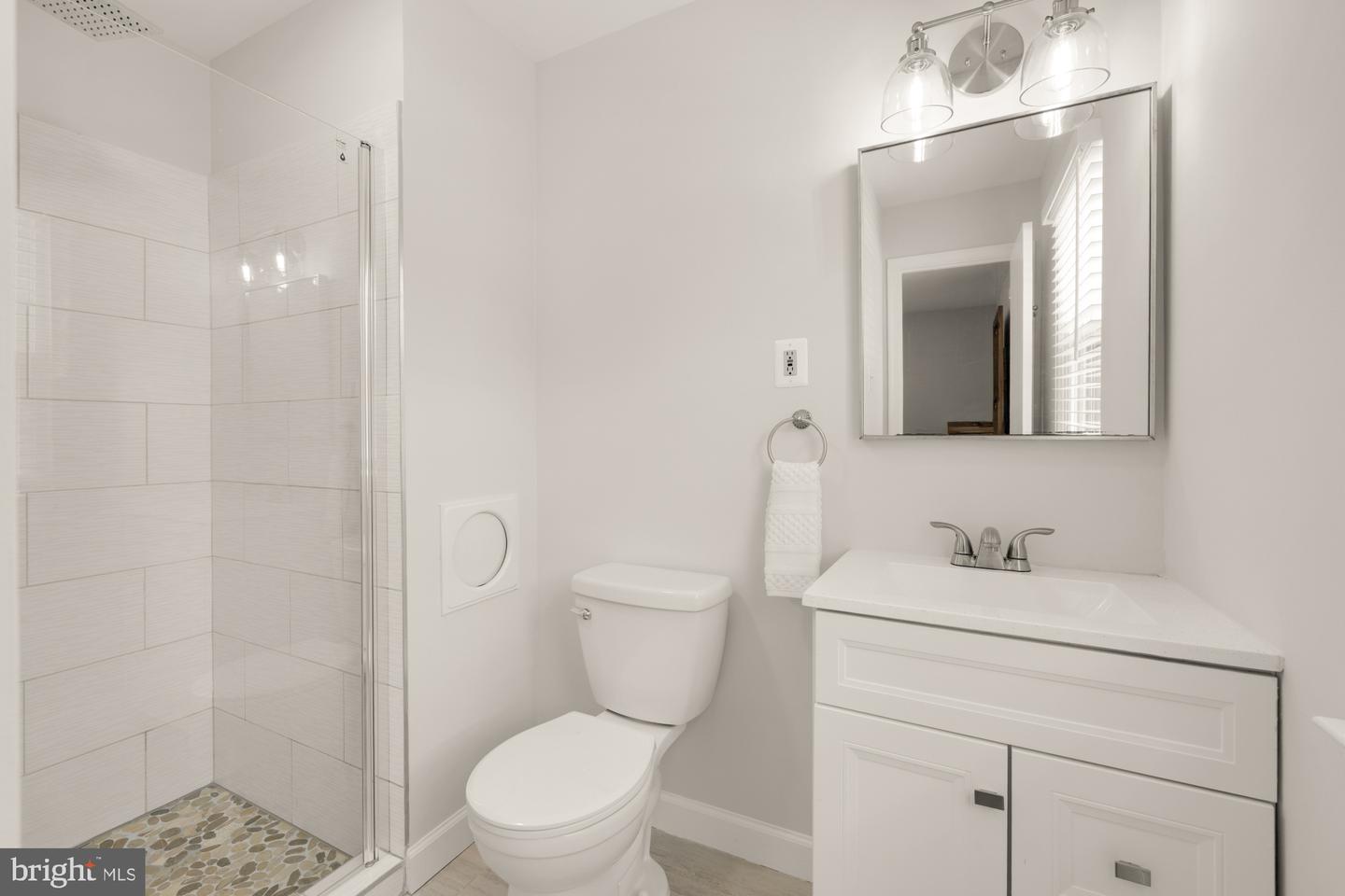 6825 STONEYBROOKE LN, ALEXANDRIA, Virginia 22306, 4 Bedrooms Bedrooms, ,3 BathroomsBathrooms,Residential,For sale,6825 STONEYBROOKE LN,VAFX2261840 MLS # VAFX2261840