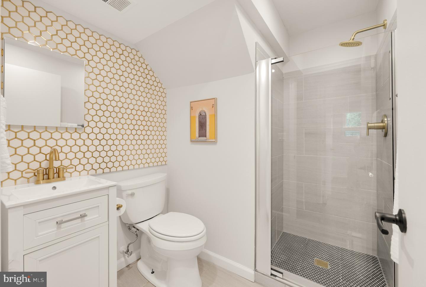 6825 STONEYBROOKE LN, ALEXANDRIA, Virginia 22306, 4 Bedrooms Bedrooms, ,3 BathroomsBathrooms,Residential,For sale,6825 STONEYBROOKE LN,VAFX2261840 MLS # VAFX2261840