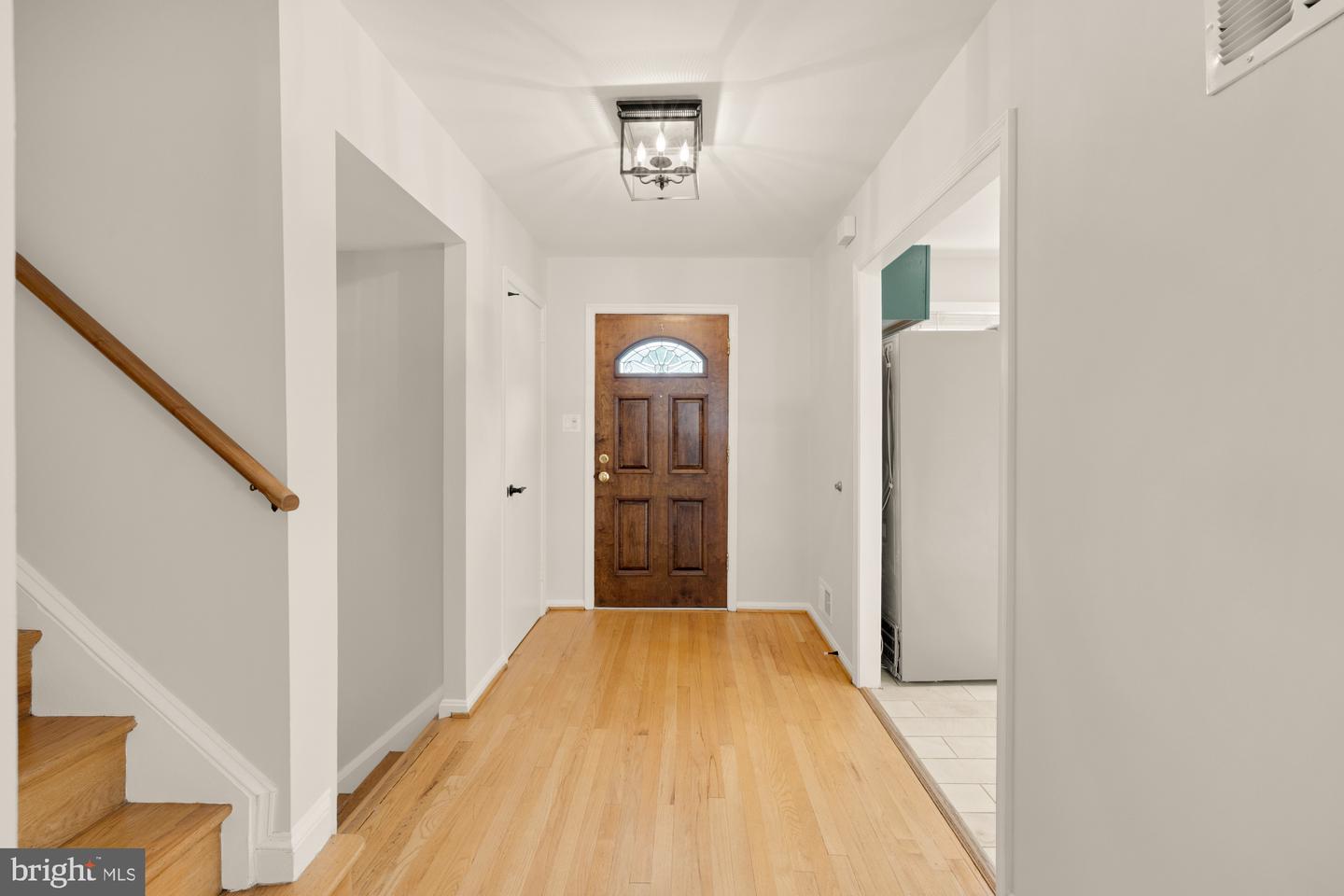 6825 STONEYBROOKE LN, ALEXANDRIA, Virginia 22306, 4 Bedrooms Bedrooms, ,3 BathroomsBathrooms,Residential,For sale,6825 STONEYBROOKE LN,VAFX2261840 MLS # VAFX2261840