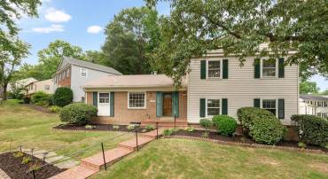 6825 STONEYBROOKE LN, ALEXANDRIA, Virginia 22306, 4 Bedrooms Bedrooms, ,3 BathroomsBathrooms,Residential,For sale,6825 STONEYBROOKE LN,VAFX2261840 MLS # VAFX2261840