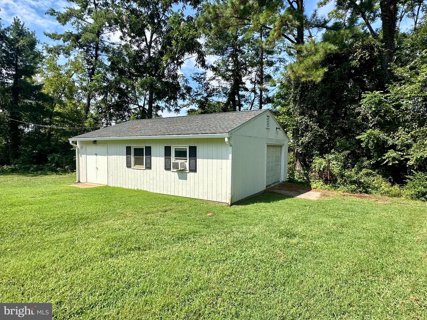 1170 MEANDER DR, CULPEPER, Virginia 22701, 3 Bedrooms Bedrooms, 5 Rooms Rooms,2 BathroomsBathrooms,Residential,For sale,1170 MEANDER DR,VACU2011346 MLS # VACU2011346