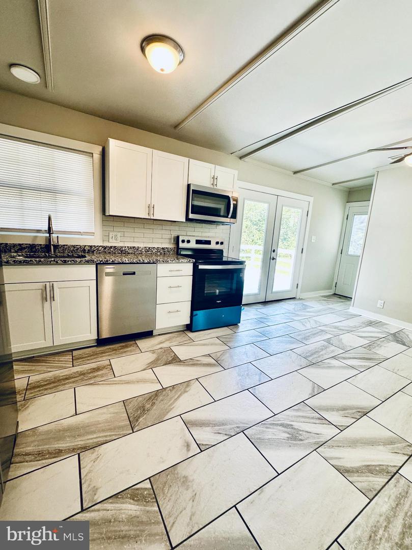 1170 MEANDER DR, CULPEPER, Virginia 22701, 3 Bedrooms Bedrooms, 5 Rooms Rooms,2 BathroomsBathrooms,Residential,For sale,1170 MEANDER DR,VACU2011346 MLS # VACU2011346