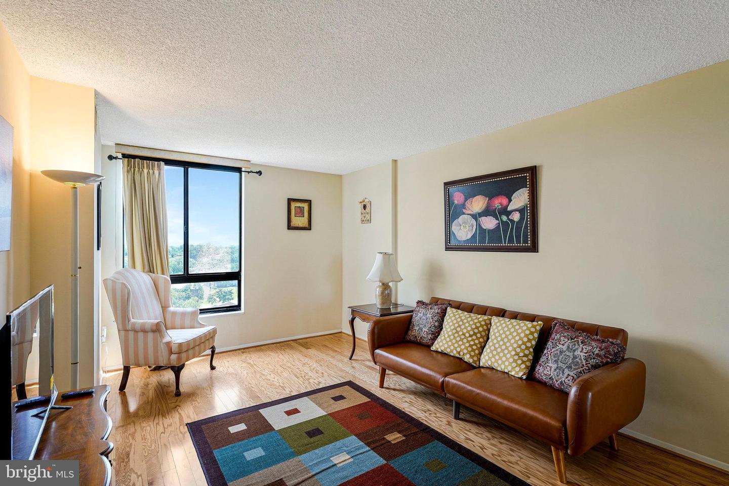 1800 OLD MEADOW RD #903, MCLEAN, Virginia 22102, 2 Bedrooms Bedrooms, ,2 BathroomsBathrooms,Residential,For sale,1800 OLD MEADOW RD #903,VAFX2261846 MLS # VAFX2261846