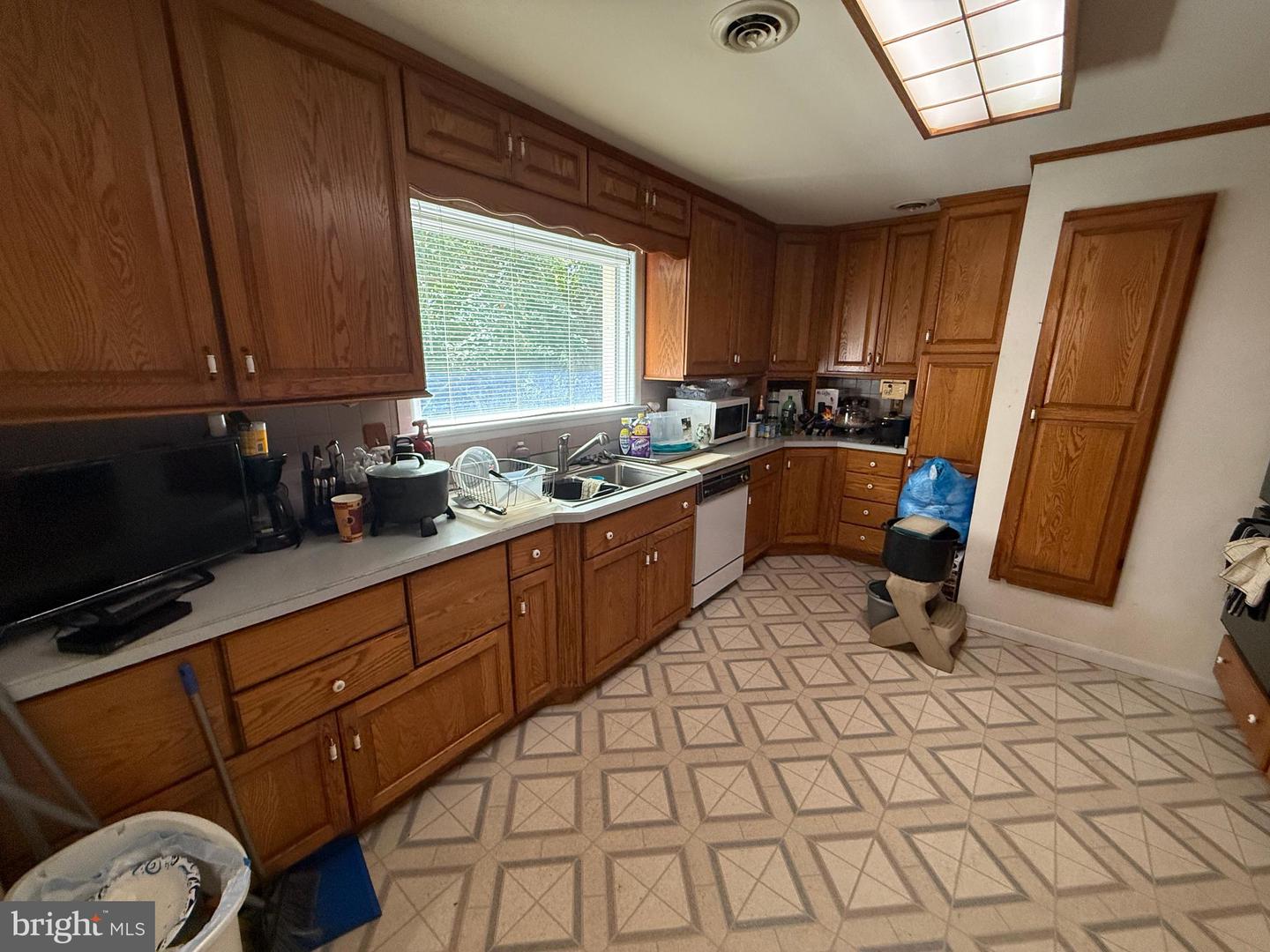 9545 JAMES MADISON PKWY, KING GEORGE, Virginia 22485, 3 Bedrooms Bedrooms, ,2 BathroomsBathrooms,Residential,For sale,9545 JAMES MADISON PKWY,VAKG2006888 MLS # VAKG2006888