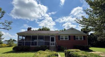 9545 JAMES MADISON PKWY, KING GEORGE, Virginia 22485, 3 Bedrooms Bedrooms, ,2 BathroomsBathrooms,Residential,For sale,9545 JAMES MADISON PKWY,VAKG2006888 MLS # VAKG2006888