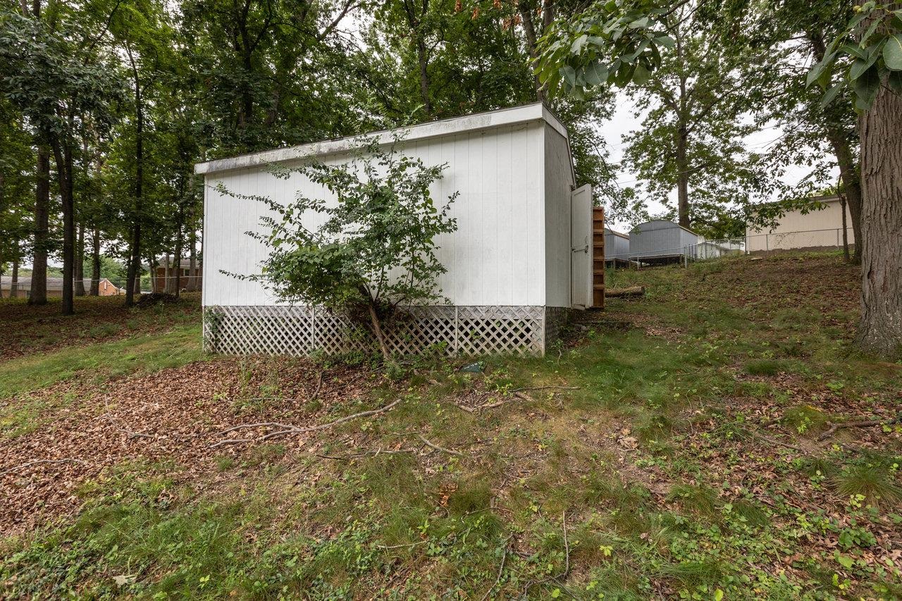 607 DAVID ST, STAUNTON, Virginia 24401, 3 Bedrooms Bedrooms, ,1 BathroomBathrooms,Residential,607 DAVID ST,667972 MLS # 667972