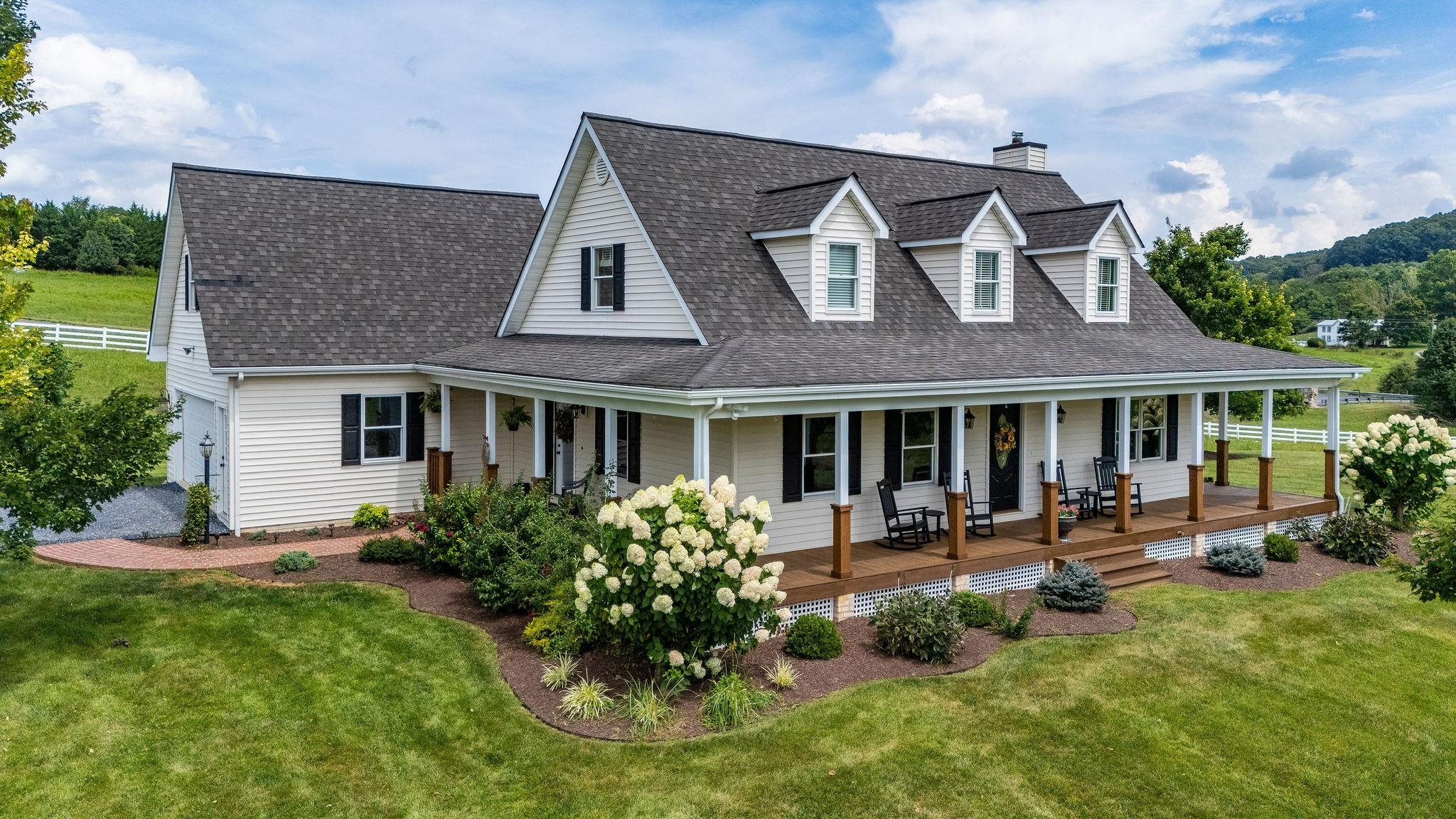 3008 SPRING HILL RD, STAUNTON, Virginia 24401, 4 Bedrooms Bedrooms, ,2 BathroomsBathrooms,Residential,3008 SPRING HILL RD,667974 MLS # 667974