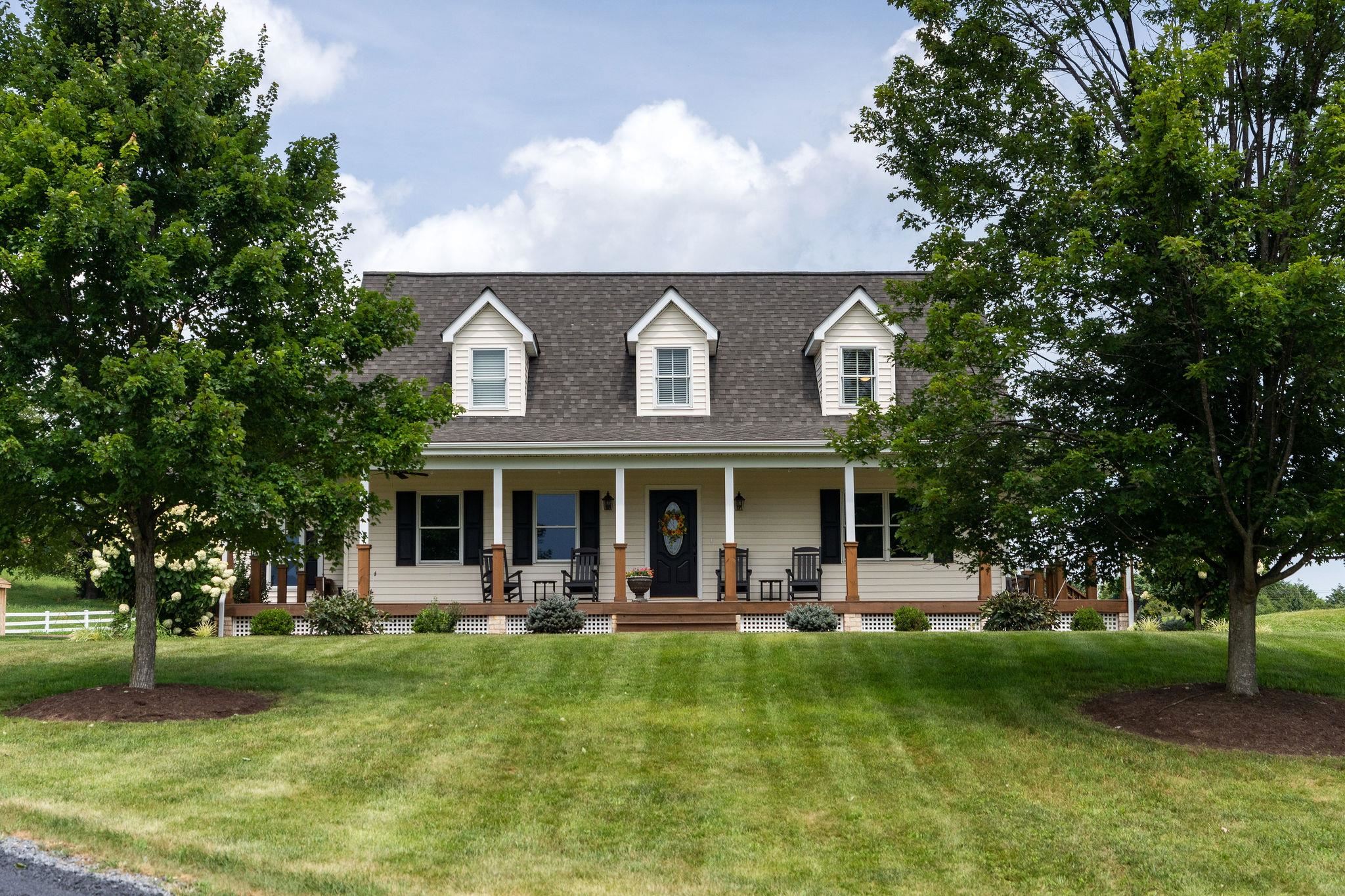 3008 SPRING HILL RD, STAUNTON, Virginia 24401, 4 Bedrooms Bedrooms, ,2 BathroomsBathrooms,Residential,3008 SPRING HILL RD,667974 MLS # 667974