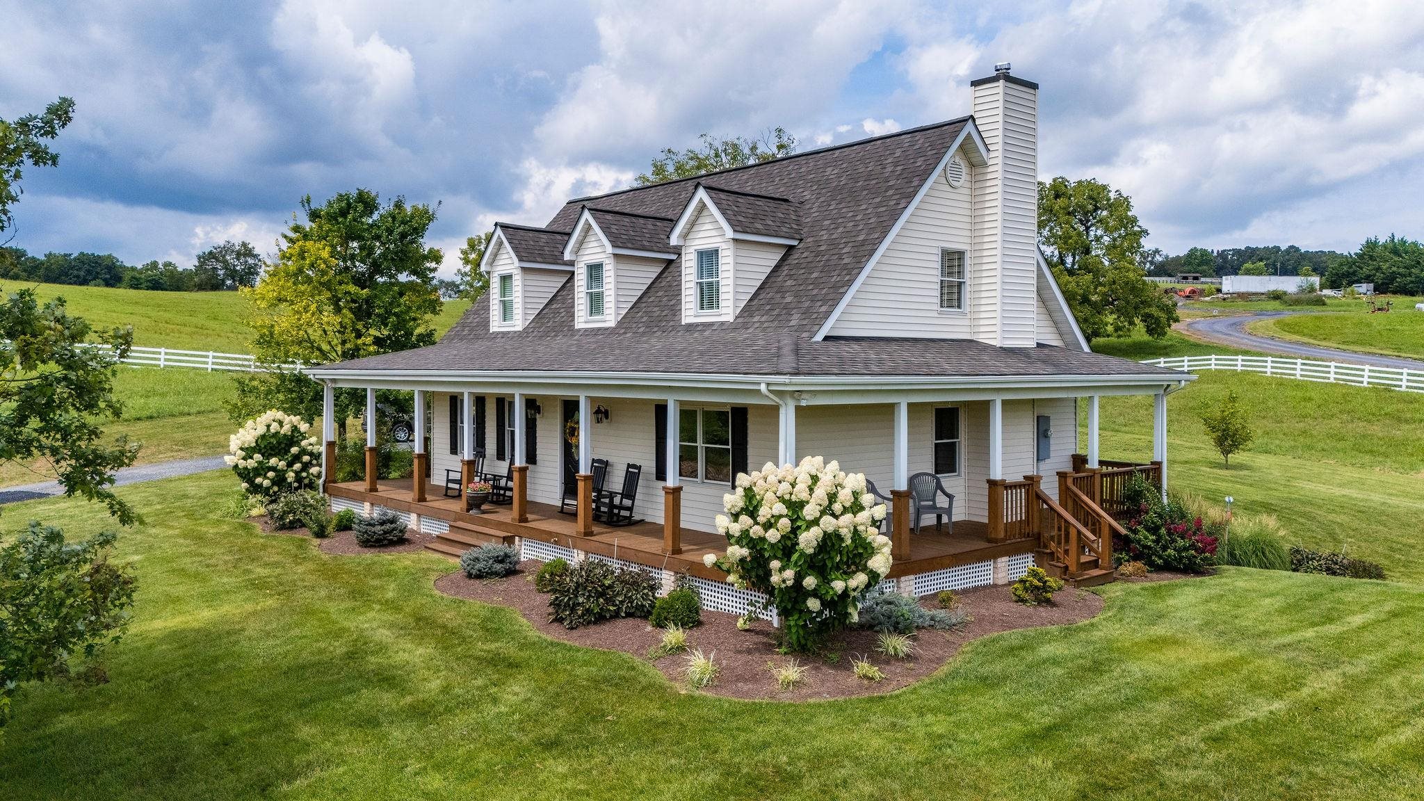 3008 SPRING HILL RD, STAUNTON, Virginia 24401, 4 Bedrooms Bedrooms, ,2 BathroomsBathrooms,Residential,3008 SPRING HILL RD,667974 MLS # 667974