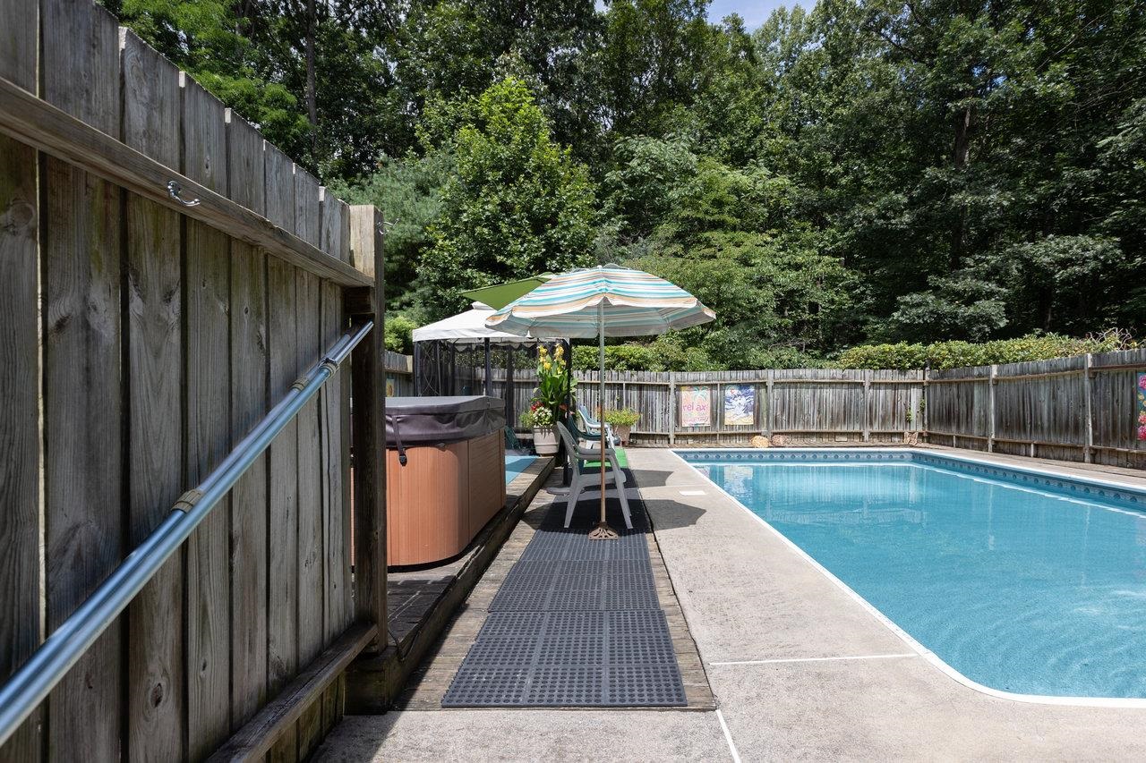 3839 RIDGELINE DR, ROCKINGHAM, Virginia 22802, 4 Bedrooms Bedrooms, ,2 BathroomsBathrooms,Residential,3839 RIDGELINE DR,667978 MLS # 667978
