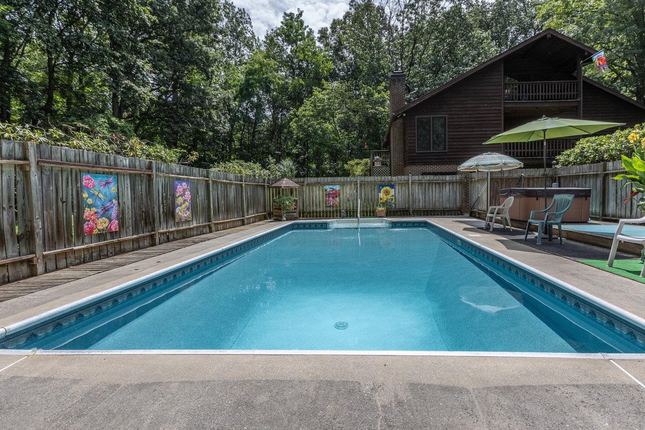 3839 RIDGELINE DR, ROCKINGHAM, Virginia 22802, 4 Bedrooms Bedrooms, ,2 BathroomsBathrooms,Residential,3839 RIDGELINE DR,667978 MLS # 667978