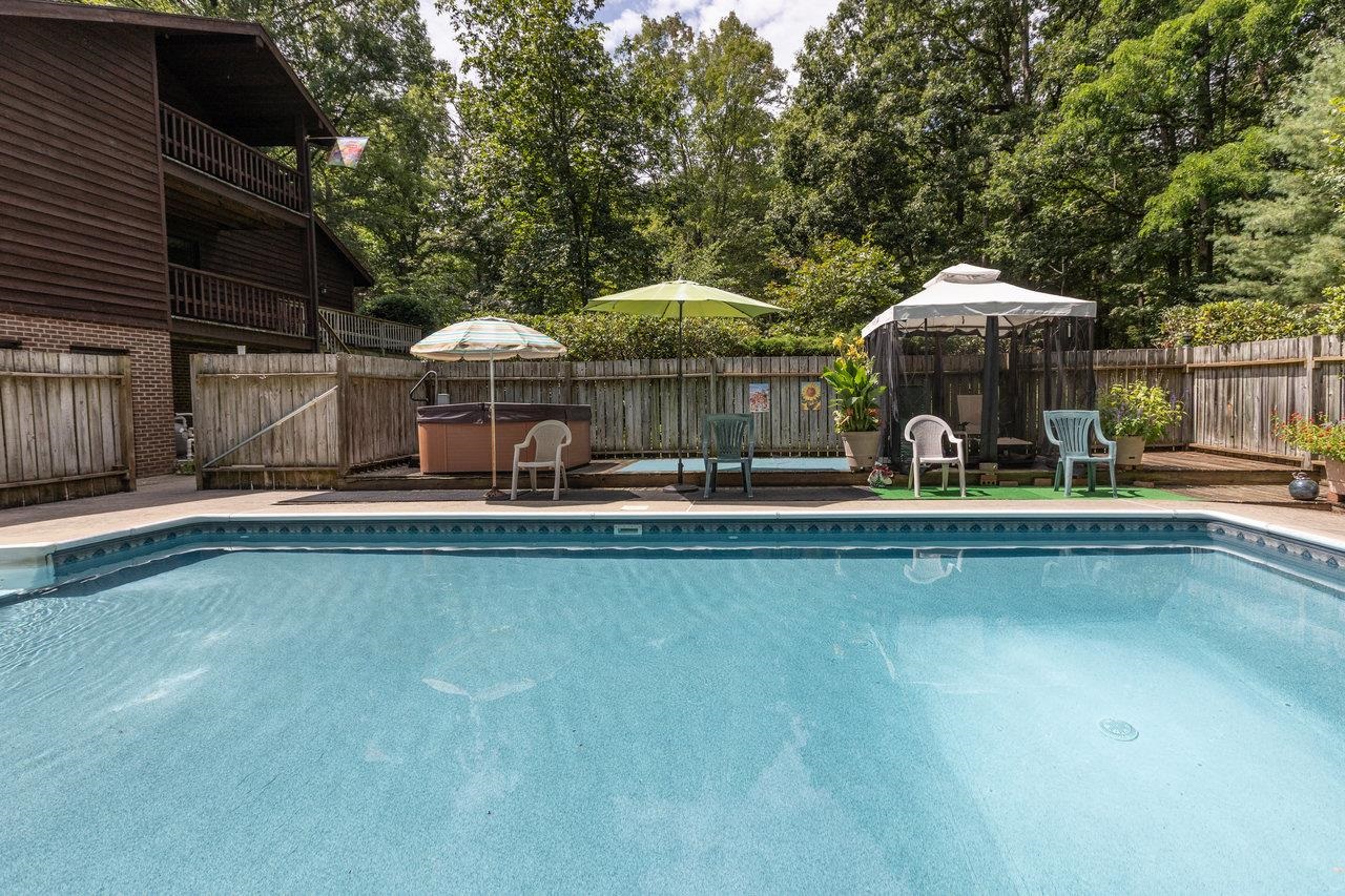 3839 RIDGELINE DR, ROCKINGHAM, Virginia 22802, 4 Bedrooms Bedrooms, ,2 BathroomsBathrooms,Residential,3839 RIDGELINE DR,667978 MLS # 667978