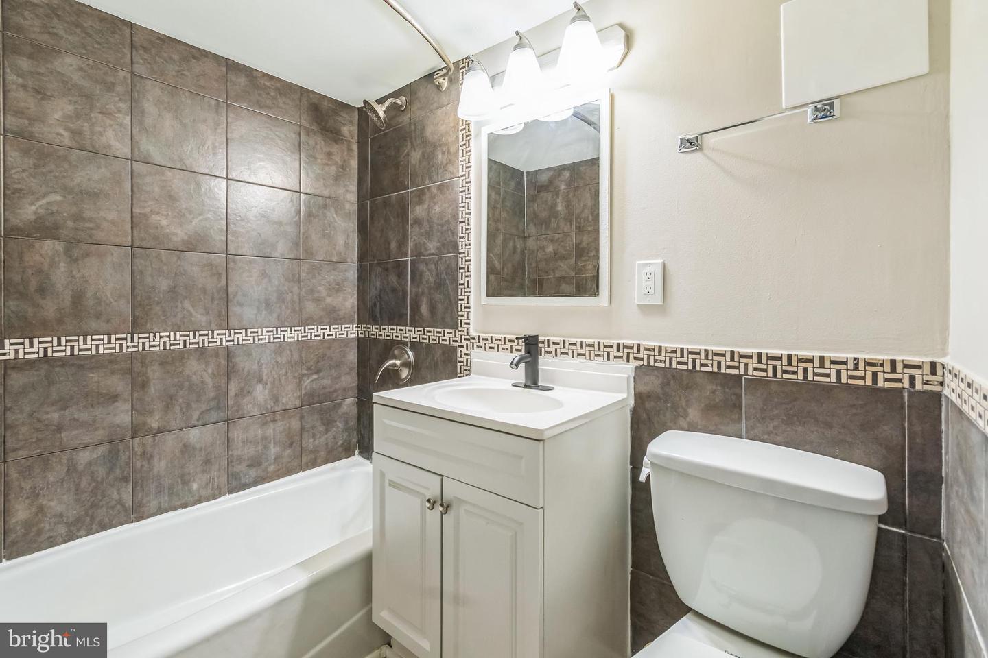 4120 14TH ST NW #B2, WASHINGTON, District Of Columbia 20011, 2 Bedrooms Bedrooms, ,1 BathroomBathrooms,Residential,For sale,4120 14TH ST NW #B2,DCDC2215564 MLS # DCDC2215564