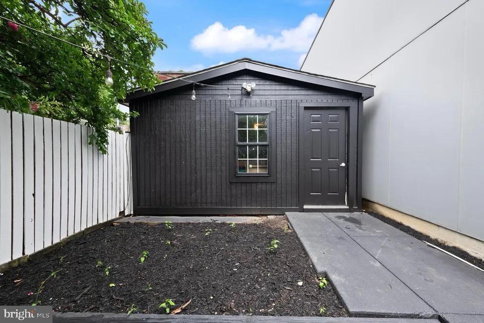 1934 2ND ST NW, WASHINGTON, District Of Columbia 20001, 4 Bedrooms Bedrooms, 10 Rooms Rooms,3 BathroomsBathrooms,Residential,For sale,1934 2ND ST NW,DCDC2215570 MLS # DCDC2215570