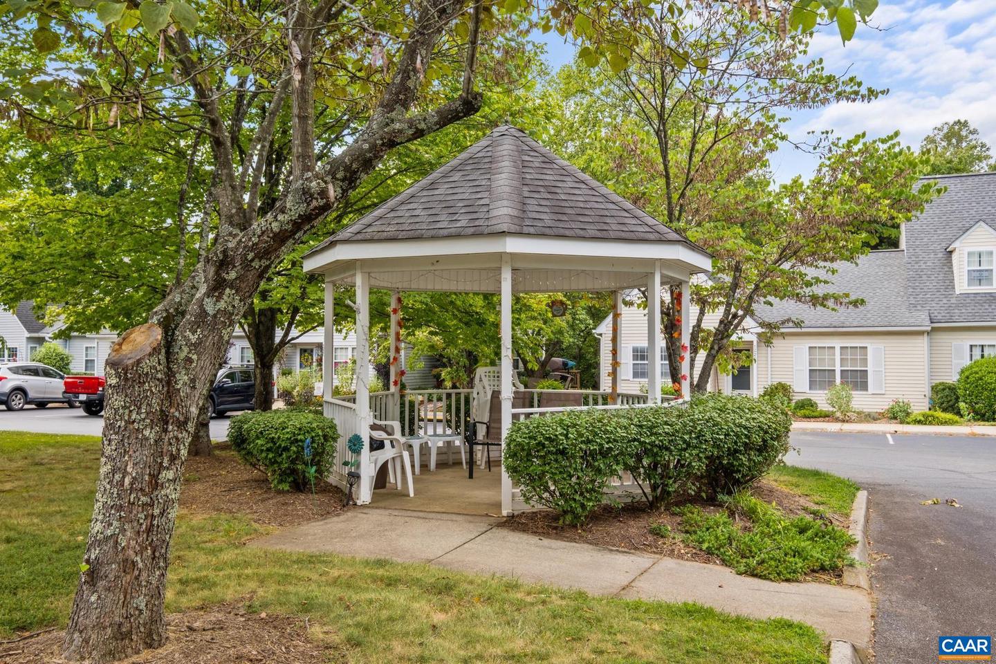 1246 GAZEBO CT, CHARLOTTESVILLE, Virginia 22901, 1 Bedroom Bedrooms, ,1 BathroomBathrooms,Residential,For sale,1246 GAZEBO CT,667951 MLS # 667951