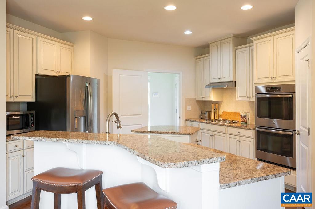 710 BOULDER HILL LN, CHARLOTTESVILLE, Virginia 22911, 4 Bedrooms Bedrooms, ,3 BathroomsBathrooms,Residential,For sale,710 BOULDER HILL LN,667952 MLS # 667952
