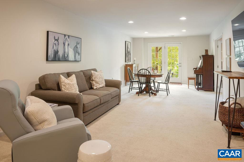 710 BOULDER HILL LN, CHARLOTTESVILLE, Virginia 22911, 4 Bedrooms Bedrooms, ,3 BathroomsBathrooms,Residential,For sale,710 BOULDER HILL LN,667952 MLS # 667952