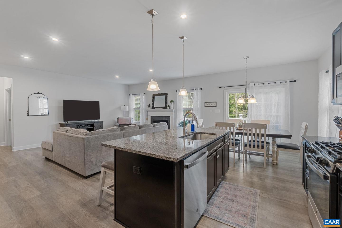 114 ISLAND HILL RD, PALMYRA, Virginia 22963, 4 Bedrooms Bedrooms, ,4 BathroomsBathrooms,Residential,For sale,114 ISLAND HILL RD,667953 MLS # 667953