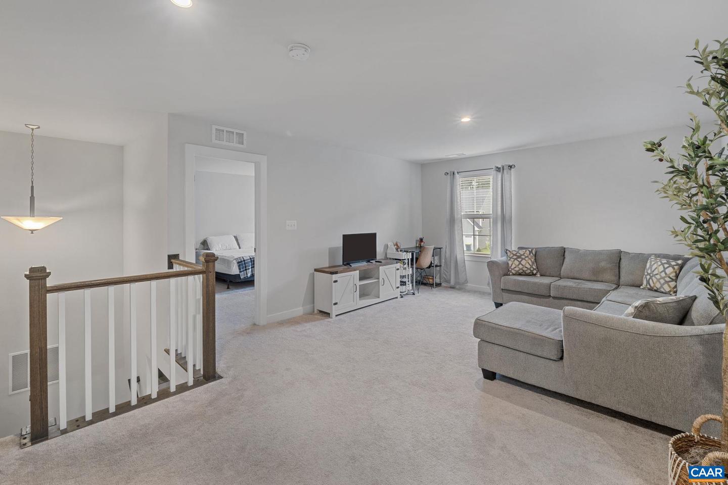114 ISLAND HILL RD, PALMYRA, Virginia 22963, 4 Bedrooms Bedrooms, ,4 BathroomsBathrooms,Residential,For sale,114 ISLAND HILL RD,667953 MLS # 667953