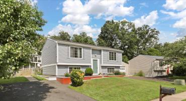 13704 CABELLS MILL DR, CENTREVILLE, Virginia 20120, 4 Bedrooms Bedrooms, ,2 BathroomsBathrooms,Residential,For sale,13704 CABELLS MILL DR,VAFX2246852 MLS # VAFX2246852