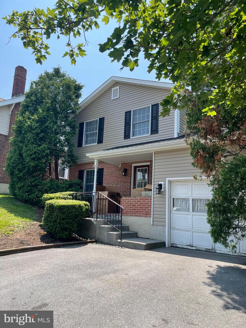 711 E CORK ST, WINCHESTER, Virginia 22601, 2 Bedrooms Bedrooms, ,1 BathroomBathrooms,Residential,For sale,711 E CORK ST,VAWI2007966 MLS # VAWI2007966