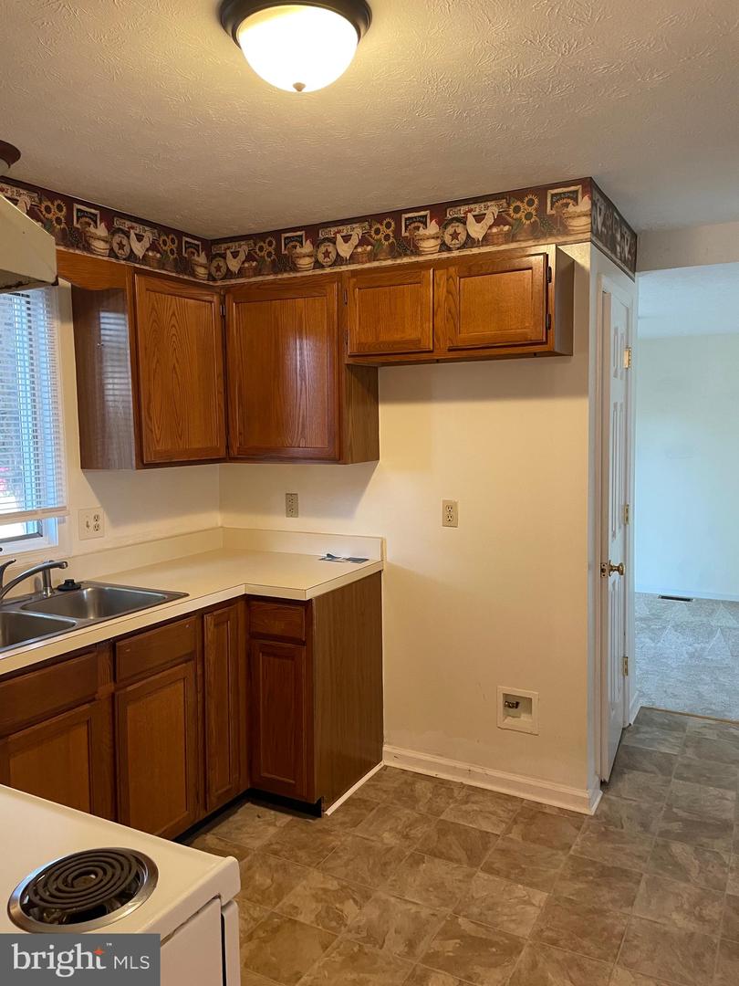 711 E CORK ST, WINCHESTER, Virginia 22601, 2 Bedrooms Bedrooms, ,1 BathroomBathrooms,Residential,For sale,711 E CORK ST,VAWI2007966 MLS # VAWI2007966