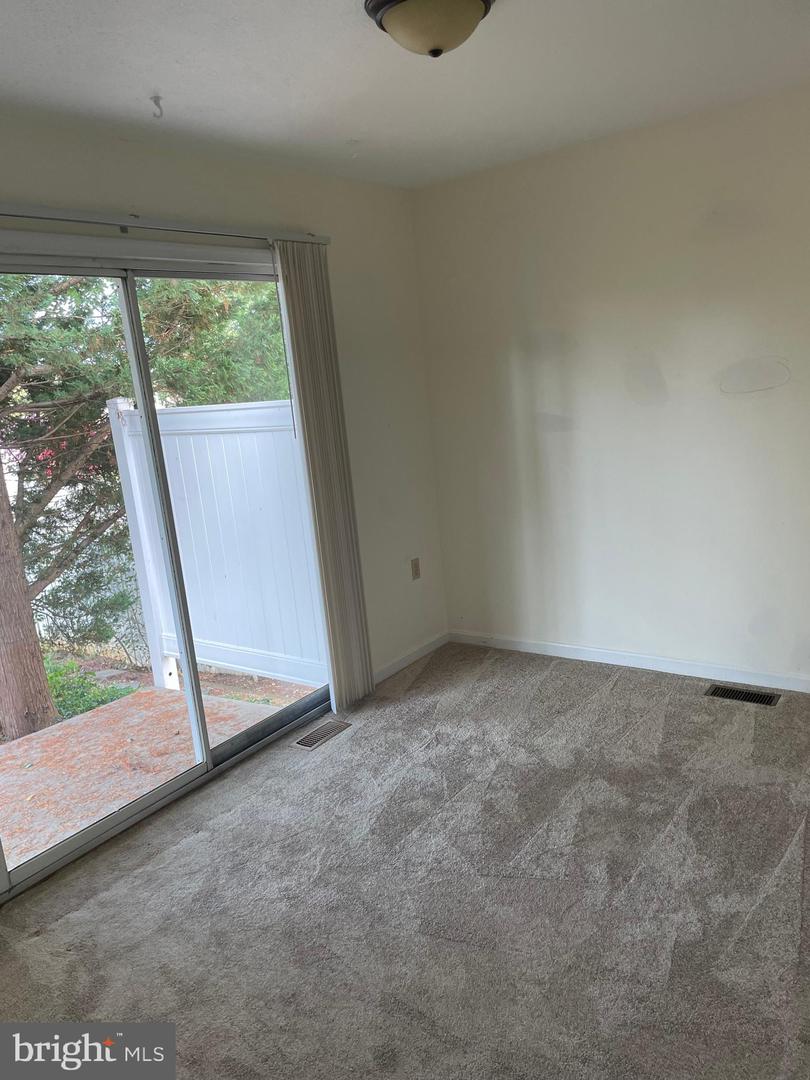 711 E CORK ST, WINCHESTER, Virginia 22601, 2 Bedrooms Bedrooms, ,1 BathroomBathrooms,Residential,For sale,711 E CORK ST,VAWI2007966 MLS # VAWI2007966