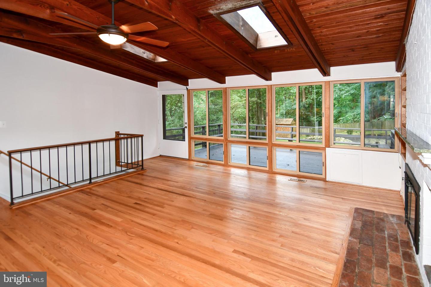3321 HARTWELL CT, FALLS CHURCH, Virginia 22042, 4 Bedrooms Bedrooms, ,2 BathroomsBathrooms,Residential,For sale,3321 HARTWELL CT,VAFX2249388 MLS # VAFX2249388
