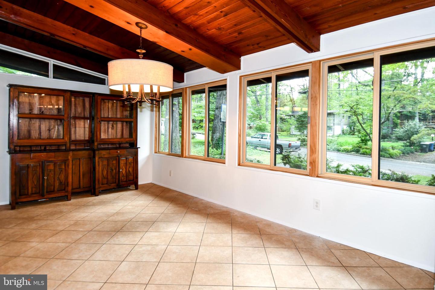 3321 HARTWELL CT, FALLS CHURCH, Virginia 22042, 4 Bedrooms Bedrooms, ,2 BathroomsBathrooms,Residential,For sale,3321 HARTWELL CT,VAFX2249388 MLS # VAFX2249388