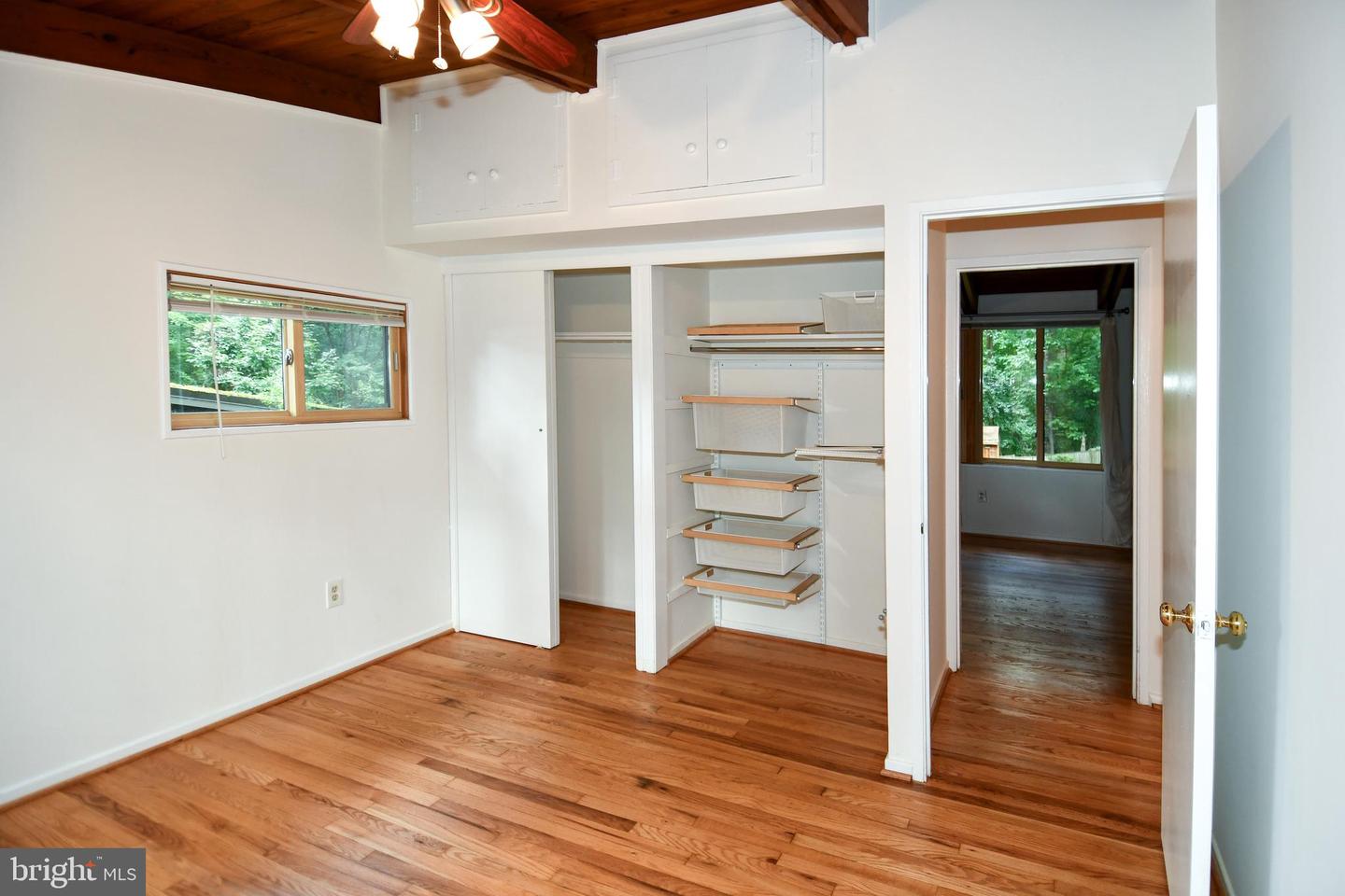 3321 HARTWELL CT, FALLS CHURCH, Virginia 22042, 4 Bedrooms Bedrooms, ,2 BathroomsBathrooms,Residential,For sale,3321 HARTWELL CT,VAFX2249388 MLS # VAFX2249388