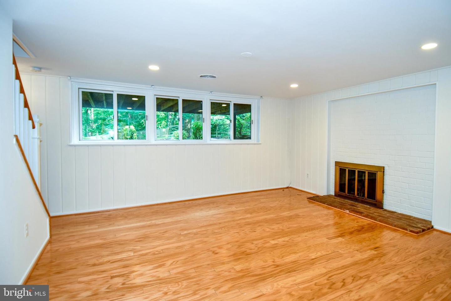 3321 HARTWELL CT, FALLS CHURCH, Virginia 22042, 4 Bedrooms Bedrooms, ,2 BathroomsBathrooms,Residential,For sale,3321 HARTWELL CT,VAFX2249388 MLS # VAFX2249388