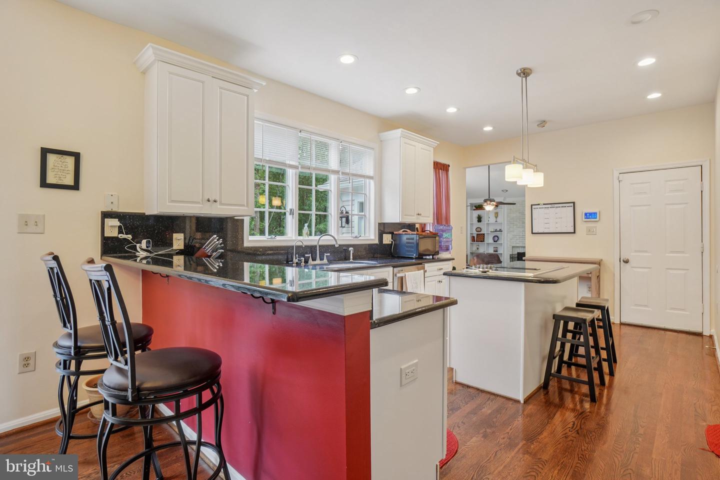 5331 CHALKSTONE WAY, FAIRFAX, Virginia 22030, 5 Bedrooms Bedrooms, ,3 BathroomsBathrooms,Residential,For sale,5331 CHALKSTONE WAY,VAFX2253104 MLS # VAFX2253104