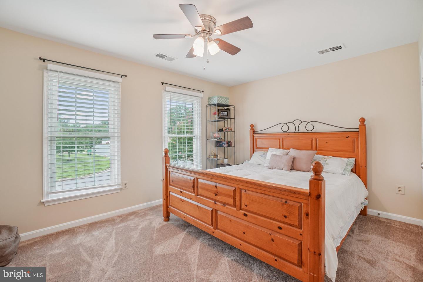 5331 CHALKSTONE WAY, FAIRFAX, Virginia 22030, 5 Bedrooms Bedrooms, ,3 BathroomsBathrooms,Residential,For sale,5331 CHALKSTONE WAY,VAFX2253104 MLS # VAFX2253104