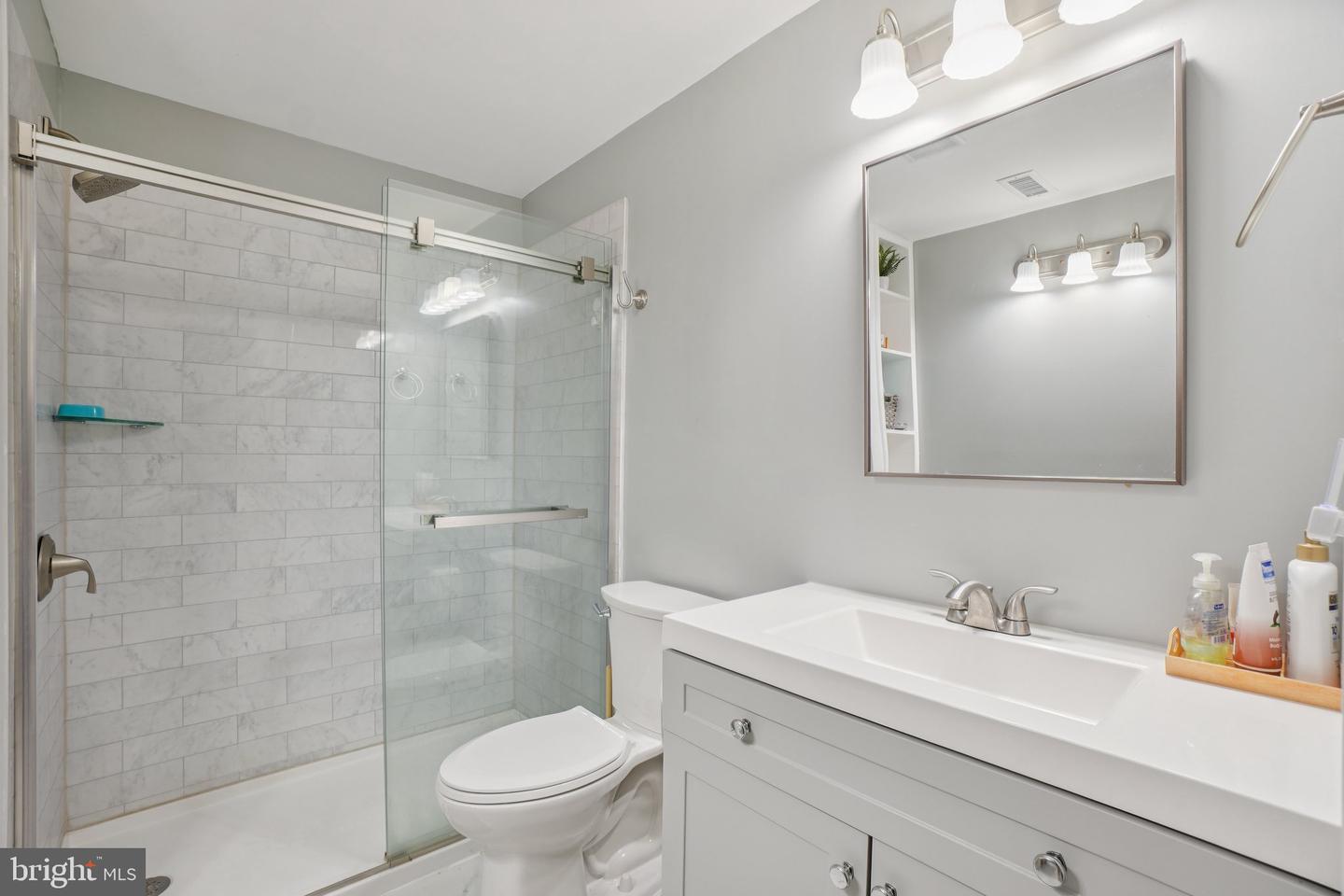 5331 CHALKSTONE WAY, FAIRFAX, Virginia 22030, 5 Bedrooms Bedrooms, ,3 BathroomsBathrooms,Residential,For sale,5331 CHALKSTONE WAY,VAFX2253104 MLS # VAFX2253104