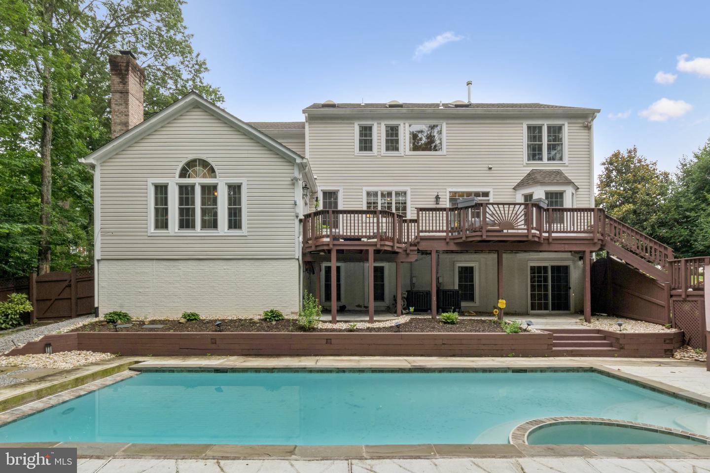 5331 CHALKSTONE WAY, FAIRFAX, Virginia 22030, 5 Bedrooms Bedrooms, ,3 BathroomsBathrooms,Residential,For sale,5331 CHALKSTONE WAY,VAFX2253104 MLS # VAFX2253104