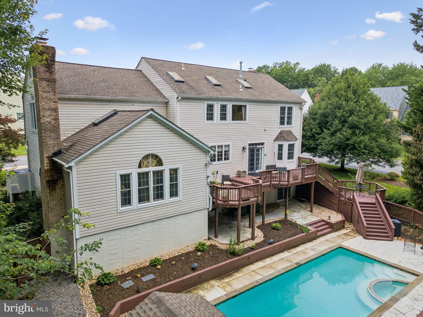 5331 CHALKSTONE WAY, FAIRFAX, Virginia 22030, 5 Bedrooms Bedrooms, ,3 BathroomsBathrooms,Residential,For sale,5331 CHALKSTONE WAY,VAFX2253104 MLS # VAFX2253104