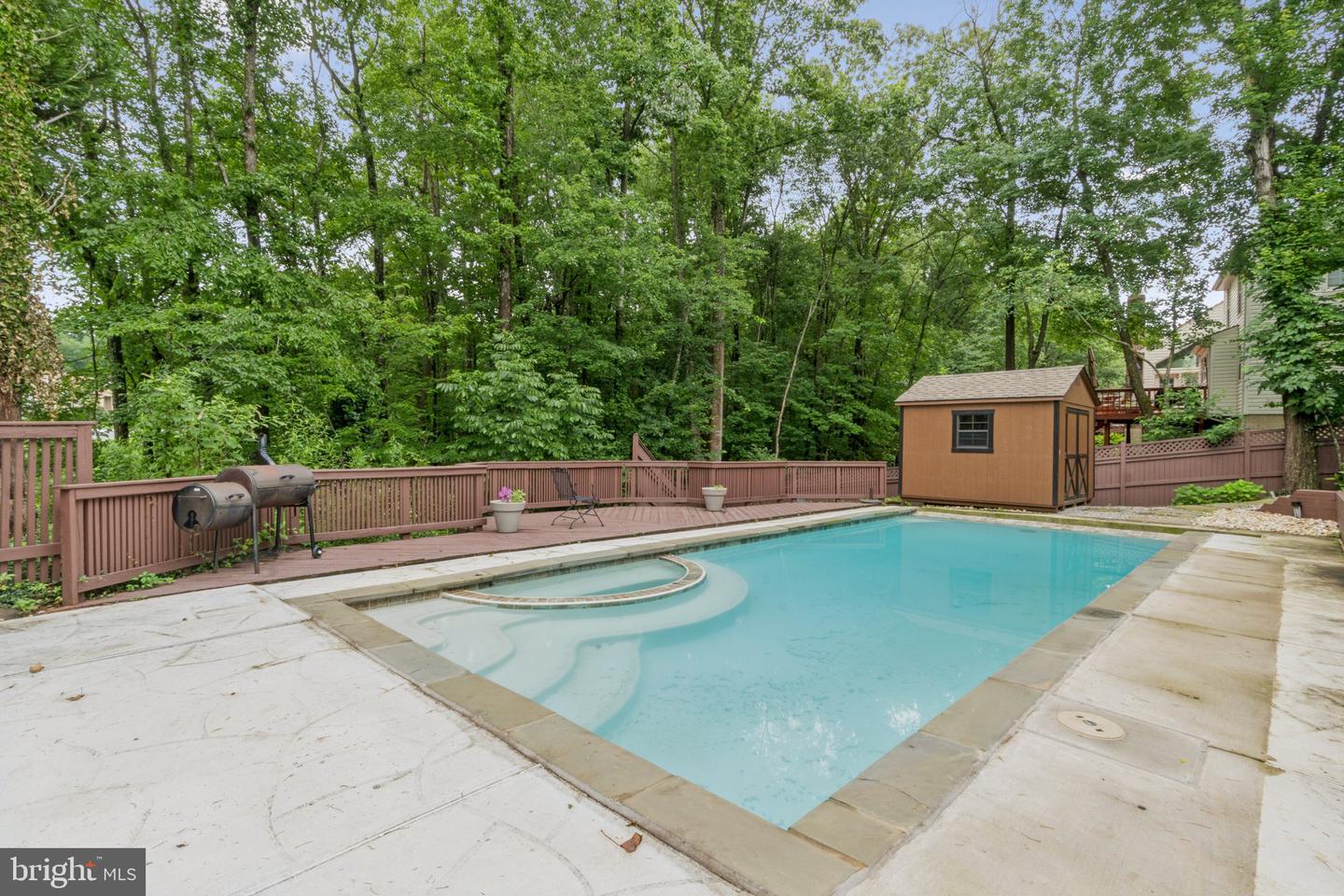 5331 CHALKSTONE WAY, FAIRFAX, Virginia 22030, 5 Bedrooms Bedrooms, ,3 BathroomsBathrooms,Residential,For sale,5331 CHALKSTONE WAY,VAFX2253104 MLS # VAFX2253104