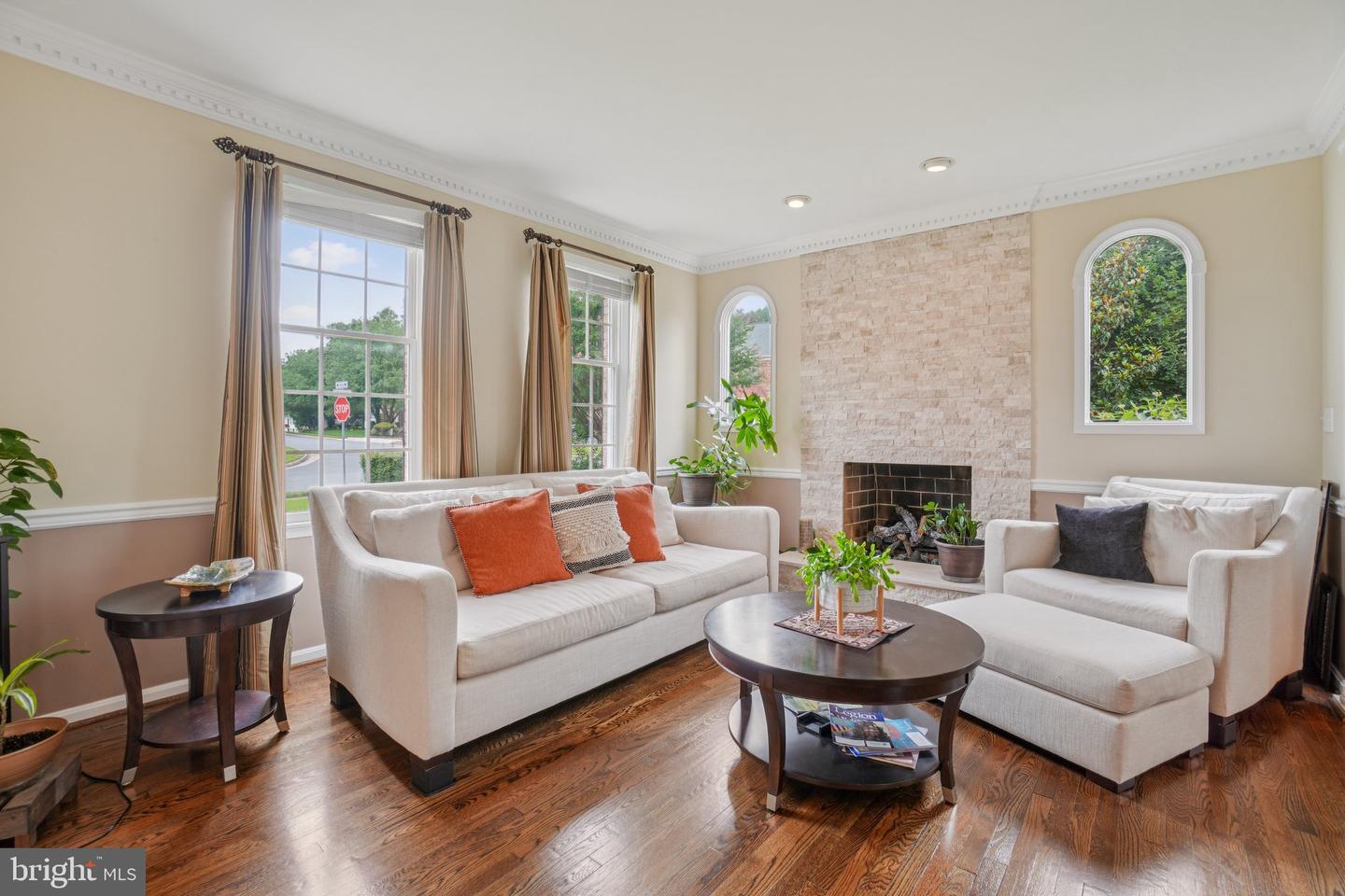 5331 CHALKSTONE WAY, FAIRFAX, Virginia 22030, 5 Bedrooms Bedrooms, ,3 BathroomsBathrooms,Residential,For sale,5331 CHALKSTONE WAY,VAFX2253104 MLS # VAFX2253104