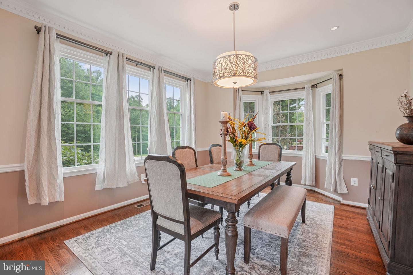 5331 CHALKSTONE WAY, FAIRFAX, Virginia 22030, 5 Bedrooms Bedrooms, ,3 BathroomsBathrooms,Residential,For sale,5331 CHALKSTONE WAY,VAFX2253104 MLS # VAFX2253104