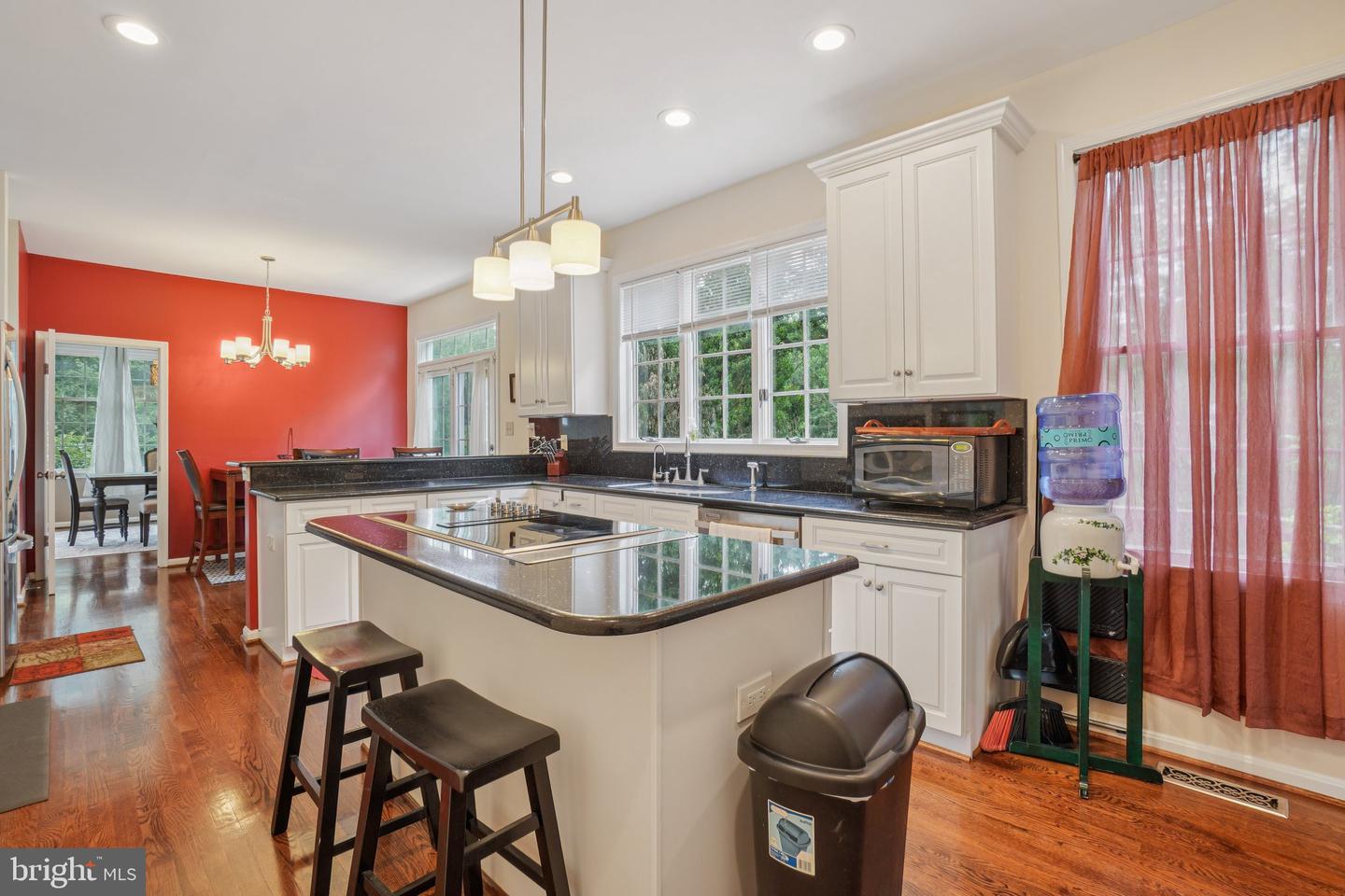 5331 CHALKSTONE WAY, FAIRFAX, Virginia 22030, 5 Bedrooms Bedrooms, ,3 BathroomsBathrooms,Residential,For sale,5331 CHALKSTONE WAY,VAFX2253104 MLS # VAFX2253104