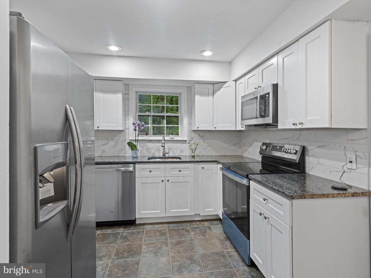 2321 EMERALD HEIGHTS CT, RESTON, Virginia 20191, 3 Bedrooms Bedrooms, ,2 BathroomsBathrooms,Residential,For sale,2321 EMERALD HEIGHTS CT,VAFX2255444 MLS # VAFX2255444