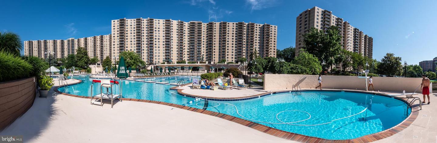203 YOAKUM PKWY #215, ALEXANDRIA, Virginia 22304, 1 Bedroom Bedrooms, ,1 BathroomBathrooms,Residential,For sale,203 YOAKUM PKWY #215,VAAX2047580 MLS # VAAX2047580