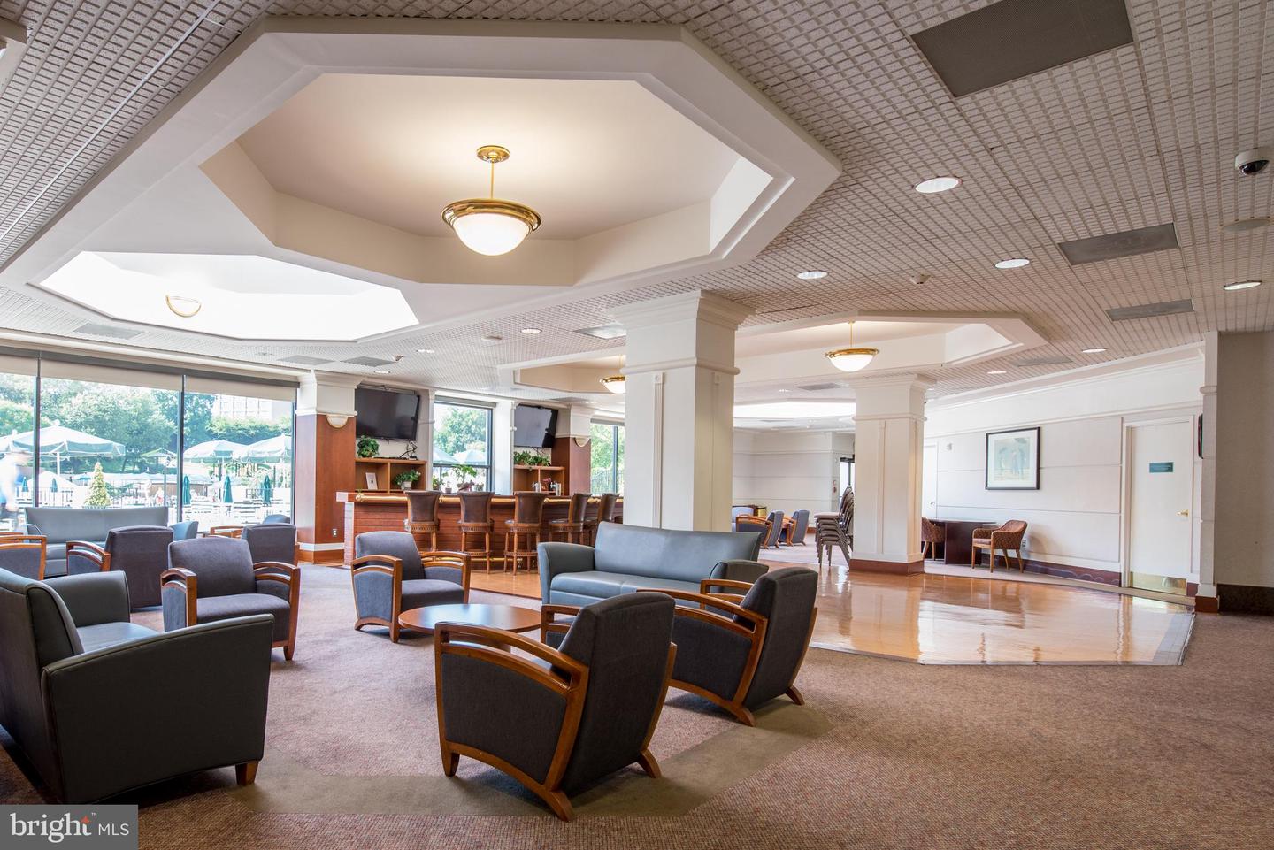 203 YOAKUM PKWY #215, ALEXANDRIA, Virginia 22304, 1 Bedroom Bedrooms, ,1 BathroomBathrooms,Residential,For sale,203 YOAKUM PKWY #215,VAAX2047580 MLS # VAAX2047580