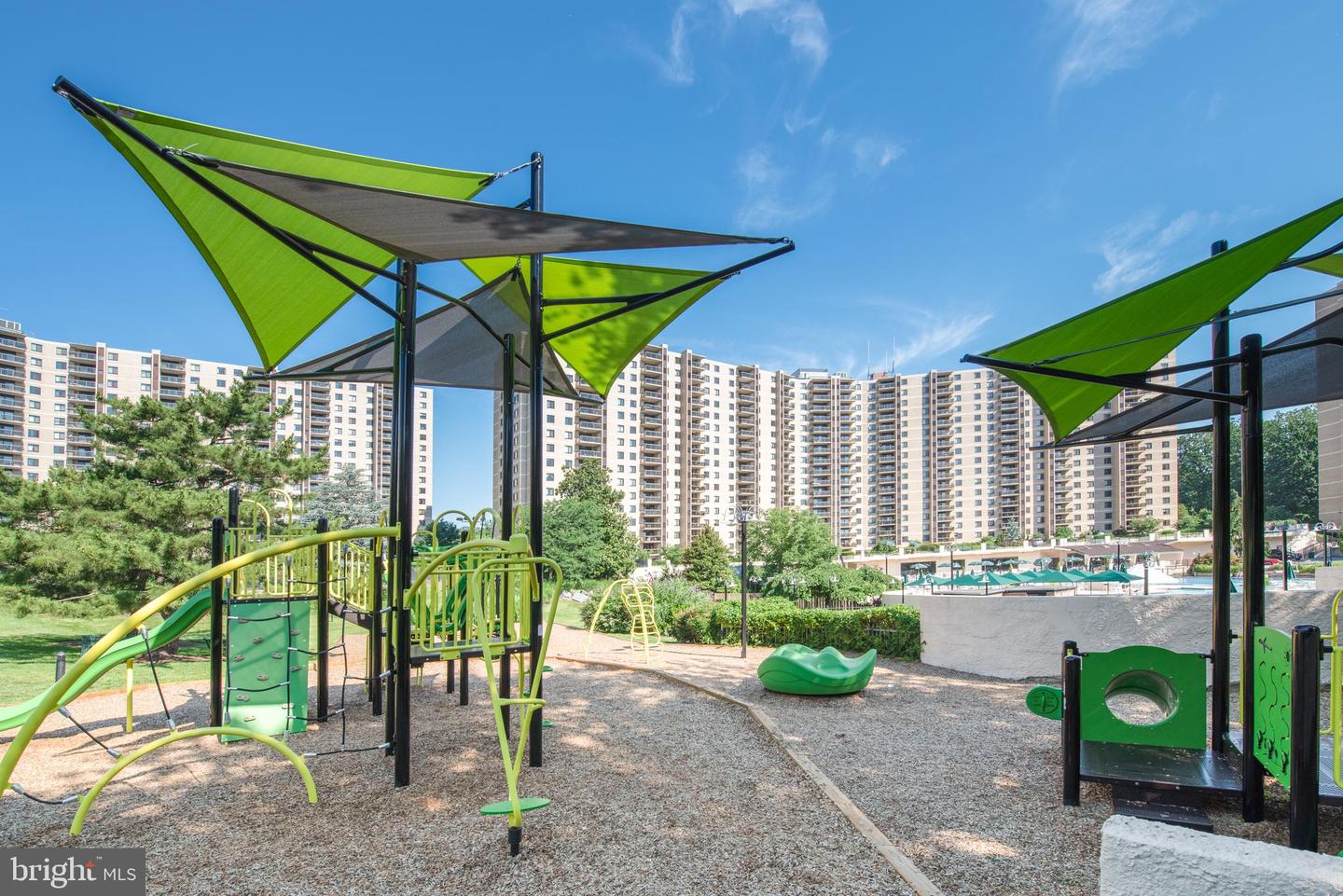 203 YOAKUM PKWY #215, ALEXANDRIA, Virginia 22304, 1 Bedroom Bedrooms, ,1 BathroomBathrooms,Residential,For sale,203 YOAKUM PKWY #215,VAAX2047580 MLS # VAAX2047580