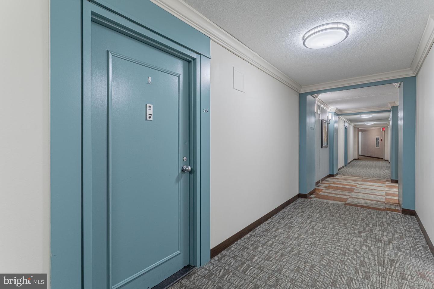 203 YOAKUM PKWY #215, ALEXANDRIA, Virginia 22304, 1 Bedroom Bedrooms, ,1 BathroomBathrooms,Residential,For sale,203 YOAKUM PKWY #215,VAAX2047580 MLS # VAAX2047580
