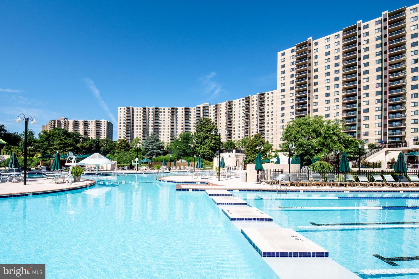 203 YOAKUM PKWY #215, ALEXANDRIA, Virginia 22304, 1 Bedroom Bedrooms, ,1 BathroomBathrooms,Residential,For sale,203 YOAKUM PKWY #215,VAAX2047580 MLS # VAAX2047580