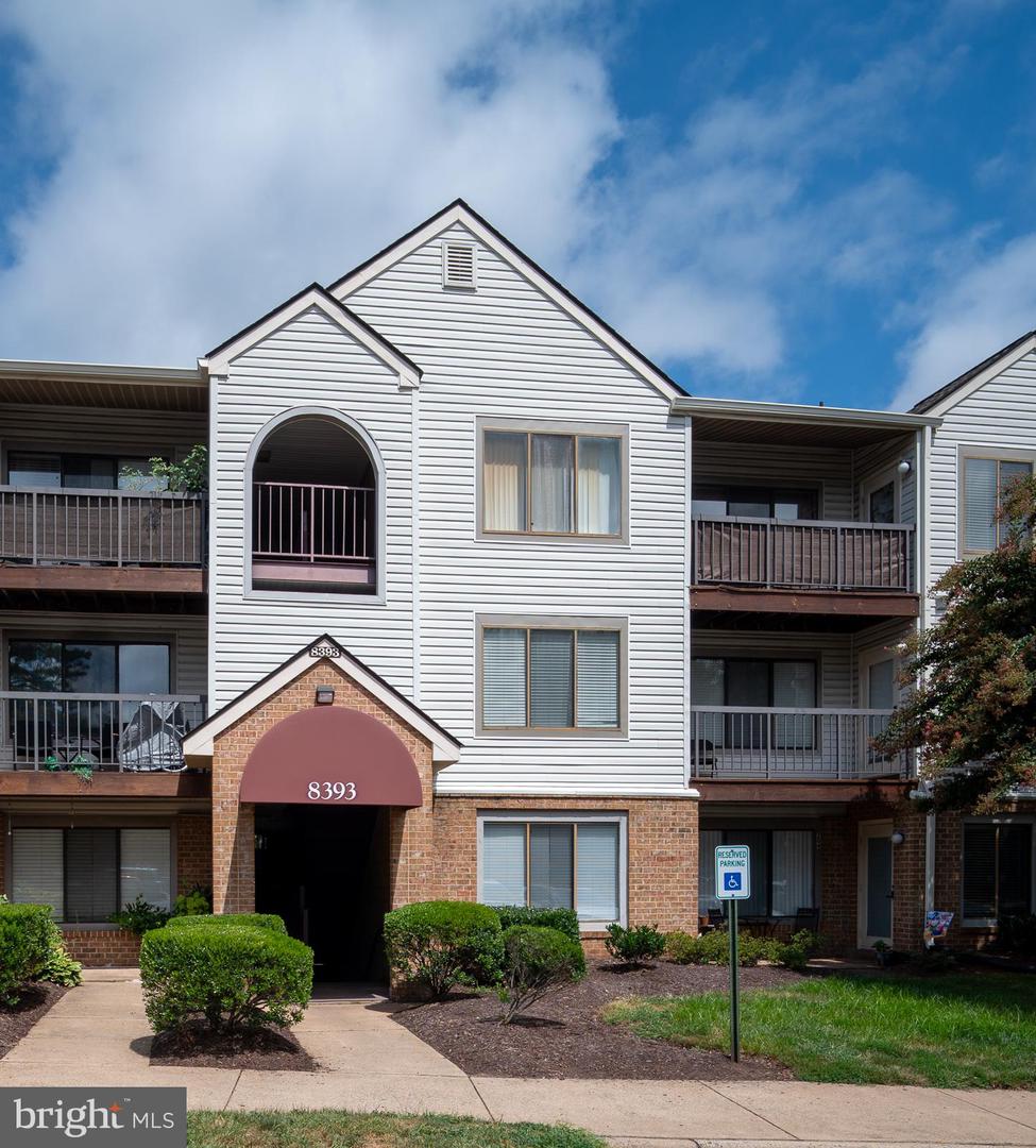 8393 BUTTRESS LN #101, MANASSAS, Virginia 20110, 1 Bedroom Bedrooms, 5 Rooms Rooms,1 BathroomBathrooms,Residential,For sale,8393 BUTTRESS LN #101,VAMN2009070 MLS # VAMN2009070