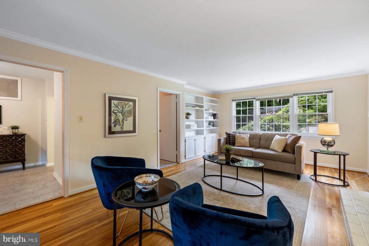 7710 HUNTMASTER LN, MCLEAN, Virginia 22102, 5 Bedrooms Bedrooms, ,3 BathroomsBathrooms,Residential,For sale,7710 HUNTMASTER LN,VAFX2258102 MLS # VAFX2258102